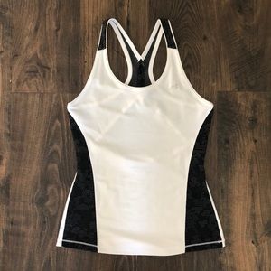 Under Armor Fitted Heatgear Tank